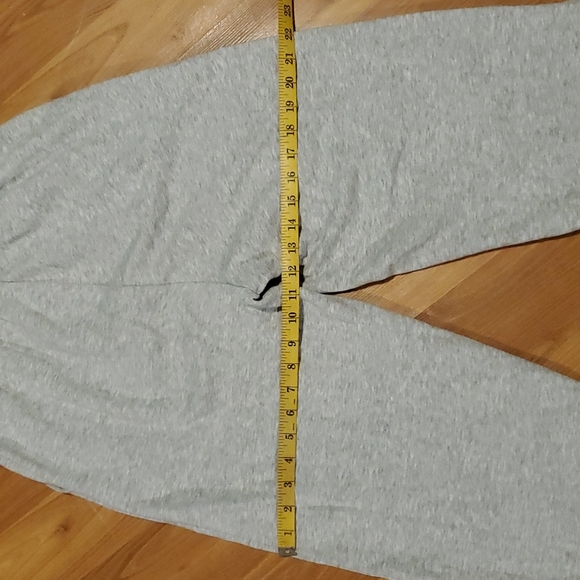 🌷Grey Sweatpants - Picture 8 of 8